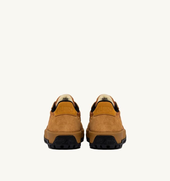 ZAPATILLAS BAJAS WILDPACE DE MALLA DE ESPINO AMARILLO Y ANTE ZAPATILLAS BAJAS WILDPACE DE MALLA DE ESPINO AMARILLO Y ANTE