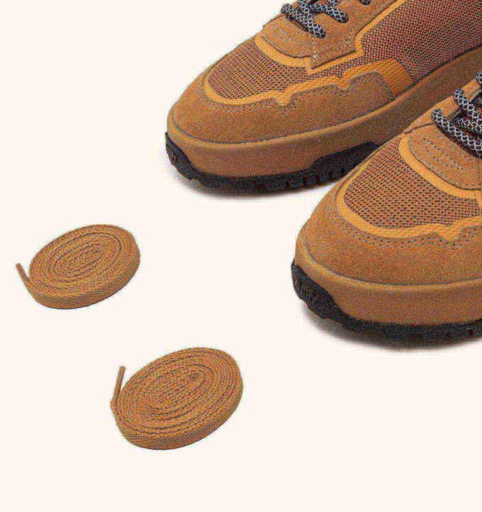 ZAPATILLAS BAJAS WILDPACE DE MALLA DE ESPINO AMARILLO Y ANTE ZAPATILLAS BAJAS WILDPACE DE MALLA DE ESPINO AMARILLO Y ANTE