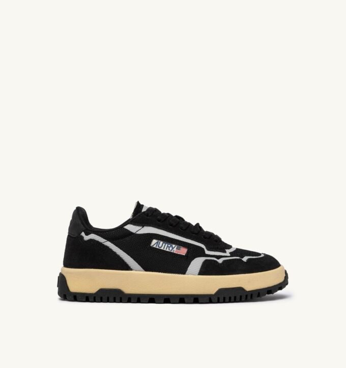 ZAPATILLAS BAJAS WILDPACE DE MALLA Y ANTE NEGROS ZAPATILLAS BAJAS WILDPACE DE MALLA Y ANTE NEGROS