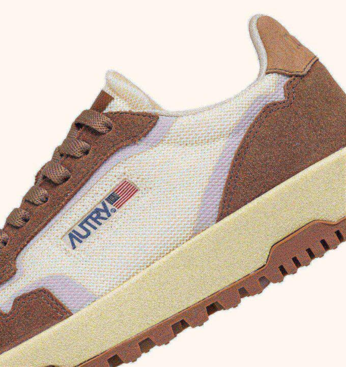 ZAPATILLAS BAJAS WILDPACE DE MALLA Y GAMUZA COLOR MALVAVISCO Y CIGARRO