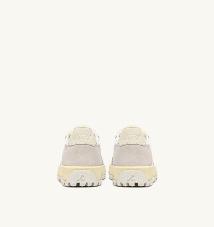 ZAPATILLAS BAJAS WILDPACE EN MALLA Y ANTE BLANCO Y MALVAVISCO ZAPATILLAS BAJAS WILDPACE EN MALLA Y ANTE BLANCO Y MALVAVISCO