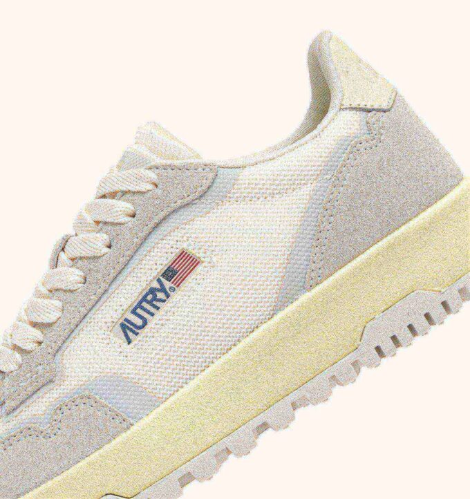ZAPATILLAS BAJAS WILDPACE EN MALLA Y ANTE BLANCO Y MALVAVISCO ZAPATILLAS BAJAS WILDPACE EN MALLA Y ANTE BLANCO Y MALVAVISCO
