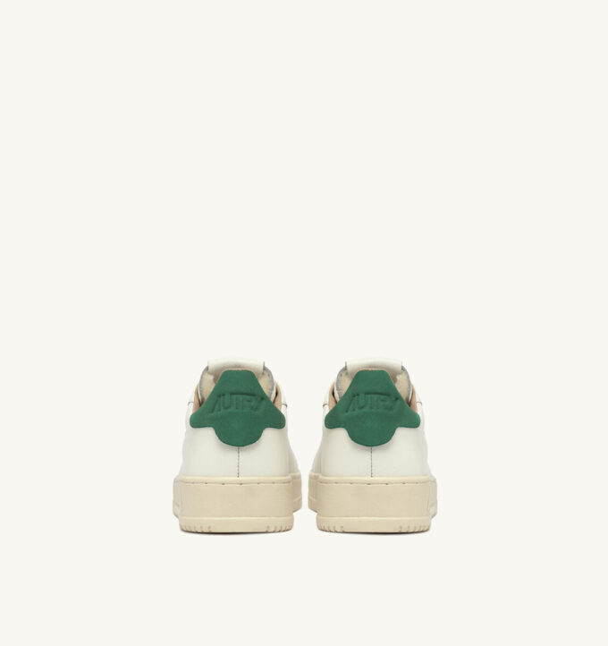 ZAPATILLAS DALLAS BAJAS EN PIEL BLANCA Y AMAZON ZAPATILLAS DALLAS BAJAS EN PIEL BLANCA Y AMAZON
