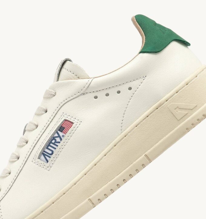 ZAPATILLAS DALLAS BAJAS EN PIEL BLANCA Y AMAZON ZAPATILLAS DALLAS BAJAS EN PIEL BLANCA Y AMAZON