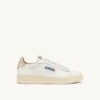 ZAPATILLAS DALLAS BAJAS EN PIEL BLANCA Y DORADA ZAPATILLAS DALLAS BAJAS EN PIEL BLANCA Y DORADA