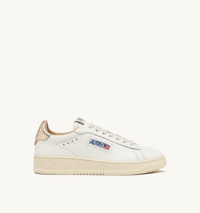 ZAPATILLAS DALLAS BAJAS EN PIEL BLANCA Y DORADA ZAPATILLAS DALLAS BAJAS EN PIEL BLANCA Y DORADA