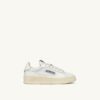 ZAPATILLAS DALLAS KIDS BAJAS DE PIEL BLANCA