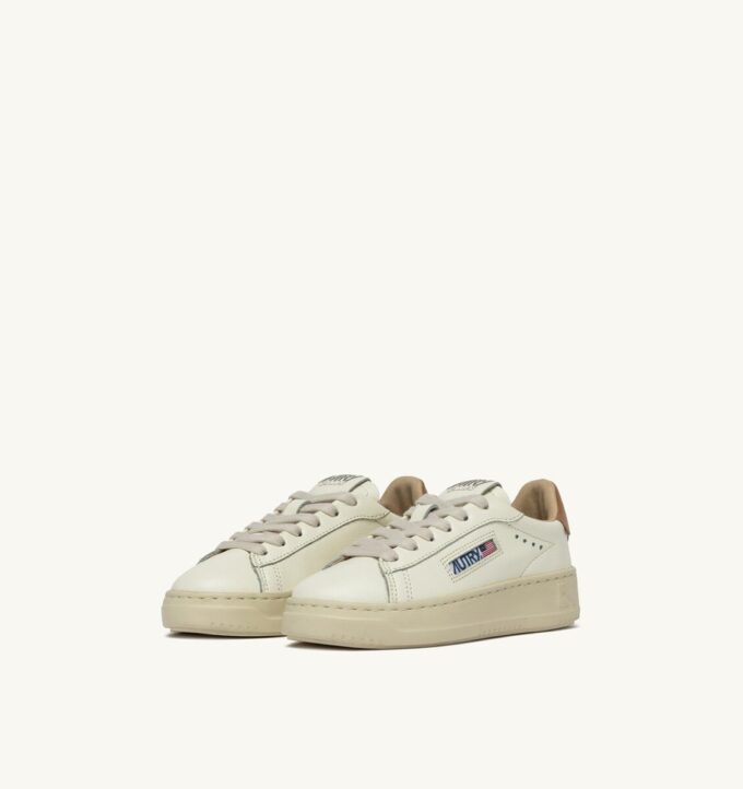 ZAPATILLAS DALLAS KIDS NIÑOS BAJAS EN CUERO COLOR MALVAVISCO Y AZÚCAR MORENA