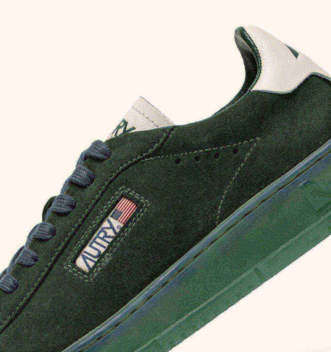 ZAPATILLAS DALLAS LOW EN ANTE VERDE BOTELLA Y MALVAVISCO ZAPATILLAS DALLAS LOW EN ANTE VERDE BOTELLA Y MALVAVISCO