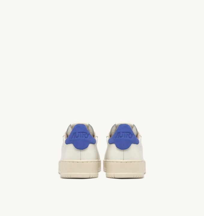 ZAPATILLAS DALLAS LOW EN PIEL AZUL Y MALVAVISCO ZAPATILLAS DALLAS LOW EN PIEL AZUL Y MALVAVISCO