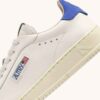 ZAPATILLAS DALLAS LOW EN PIEL AZUL Y MALVAVISCO ZAPATILLAS DALLAS LOW EN PIEL AZUL Y MALVAVISCO