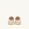 ZAPATILLAS DALLAS LOW EN PIEL MARSHMALLOW Y BROWN SUGAR