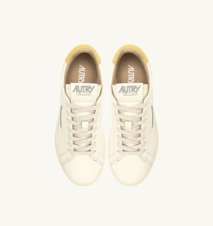 ZAPATILLAS DALLAS LOW EN PIEL MARSHMALLOW Y BUTTERCUP ZAPATILLAS DALLAS LOW EN PIEL MARSHMALLOW Y BUTTERCUP