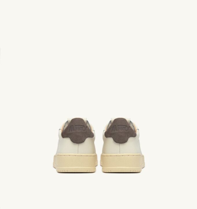 ZAPATILLAS DALLAS LOW EN PIEL MARSHMALLOW Y MOREL