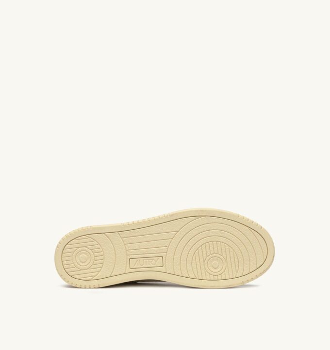 ZAPATILLAS DALLAS LOW EN PIEL MARSHMALLOW Y MOREL