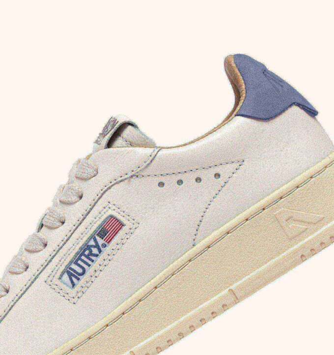 ZAPATILLAS DALLAS LOW EN PIEL MARSHMALLOW Y TEMPEST ZAPATILLAS DALLAS LOW EN PIEL MARSHMALLOW Y TEMPEST