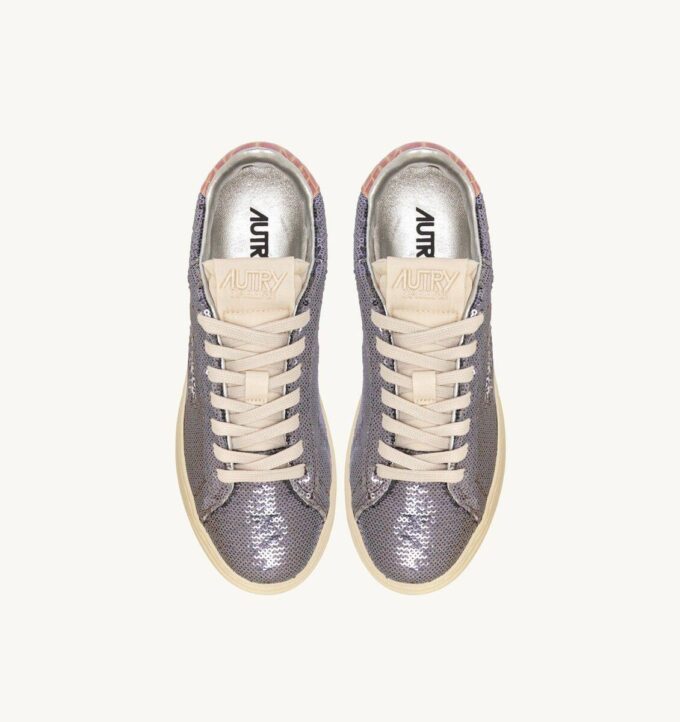 ZAPATILLAS DALLAS LOW ‘SPARKLING’ CON LENTEJUELAS DE ACERO ZAPATILLAS DALLAS LOW ‘SPARKLING’ CON LENTEJUELAS DE ACERO