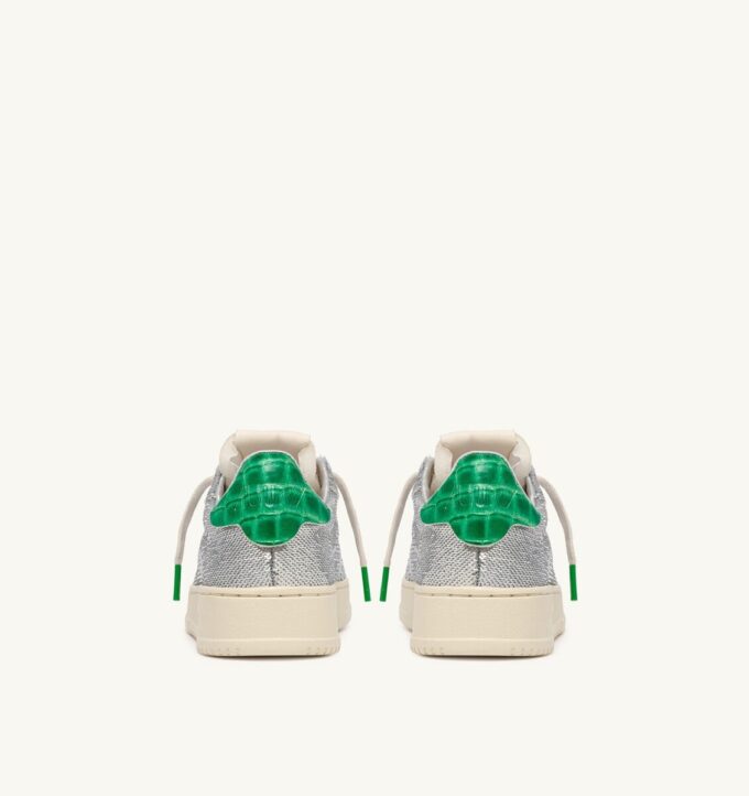 ZAPATILLAS DALLAS LOW ‘SPARKLING’ CON LENTEJUELAS PLATEADAS Y VERDES ZAPATILLAS DALLAS LOW ‘SPARKLING’ CON LENTEJUELAS PLATEADAS Y VERDES