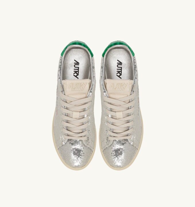 ZAPATILLAS DALLAS LOW ‘SPARKLING’ CON LENTEJUELAS PLATEADAS Y VERDES ZAPATILLAS DALLAS LOW ‘SPARKLING’ CON LENTEJUELAS PLATEADAS Y VERDES