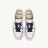 ZAPATILLAS DE GOLF BAJAS EN PIEL BLANCA Y AZUL MARINO
