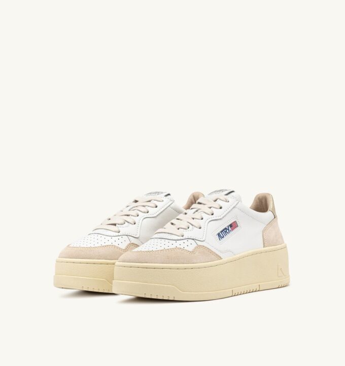 ZAPATILLAS DE PLATAFORMA MEDALIST EN ANTE Y PIEL BLANCOS Y PLATINO ZAPATILLAS DE PLATAFORMA MEDALIST EN ANTE Y PIEL BLANCOS Y PLATINO