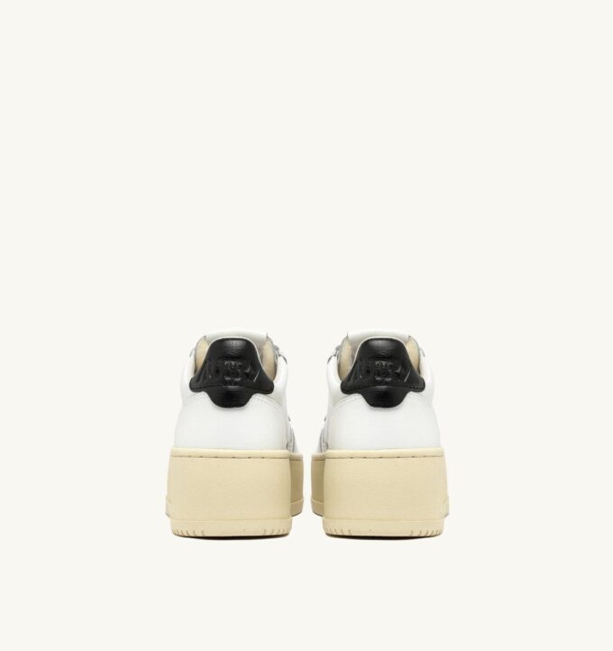ZAPATILLAS DE PLATAFORMA MEDALIST EN PIEL BLANCA Y NEGRA