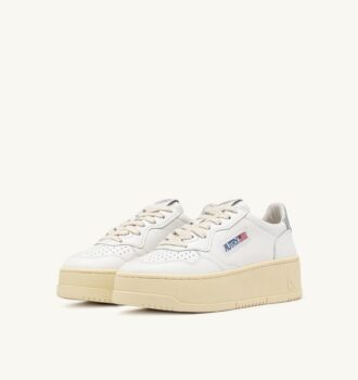 ZAPATILLAS DE PLATAFORMA MEDALIST EN PIEL BLANCA Y PLATA METALIZADA