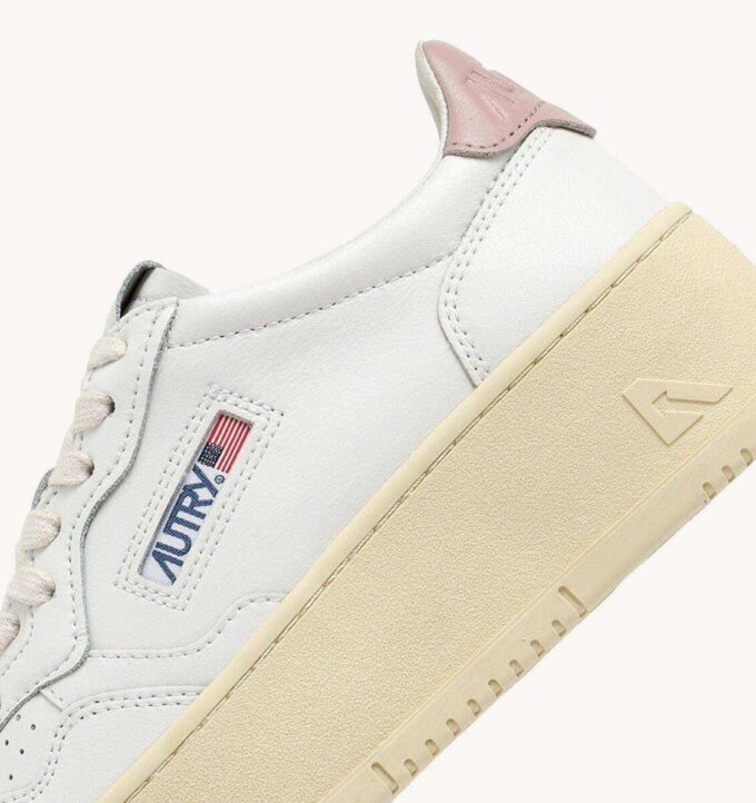 ZAPATILLAS DE PLATAFORMA MEDALIST EN PIEL BLANCA Y ROSA POLVO ZAPATILLAS DE PLATAFORMA MEDALIST EN PIEL BLANCA Y ROSA POLVO