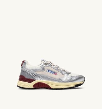 ZAPATILLAS HYPERWAY DE PIEL LAMINADA Y MALLA EN TONOS BLANCOS Y PLATEADOS