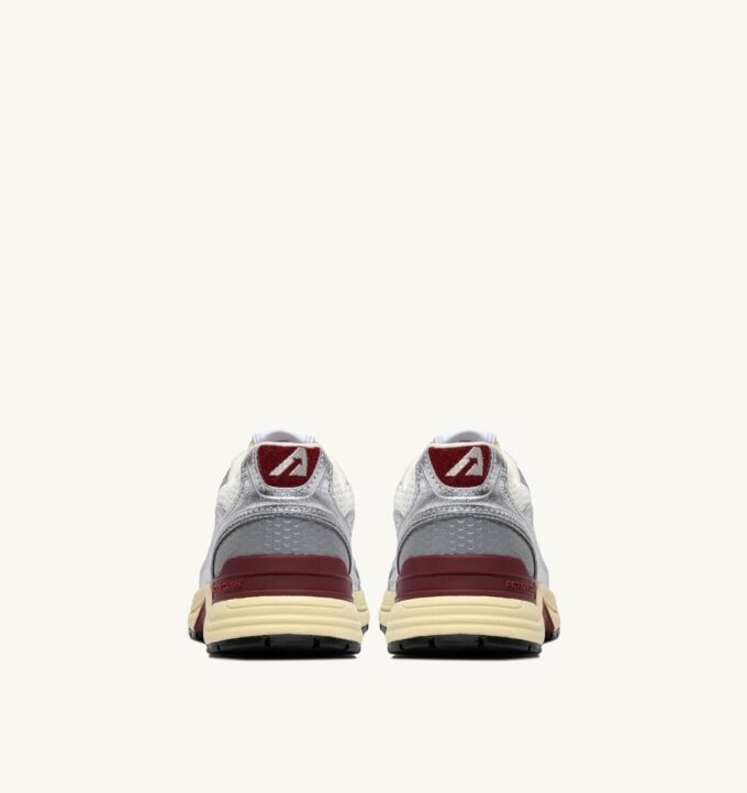 ZAPATILLAS HYPERWAY DE PIEL LAMINADA Y MALLA EN TONOS BLANCOS Y PLATEADOS