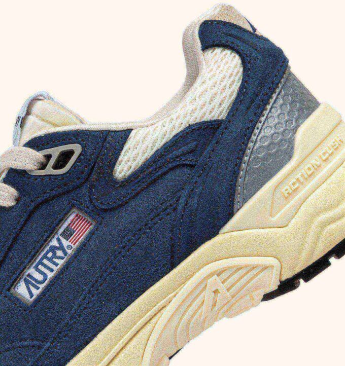ZAPATILLAS HYPERWAY EN ANTE Y MALLA EN AZUL ENSIGN Y PLATEADO ZAPATILLAS HYPERWAY EN ANTE Y MALLA EN AZUL ENSIGN Y PLATEADO
