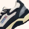ZAPATILLAS HYPERWAY EN COLOR ESPACIAL Y ANTE Y MALLA EN TONO PLATEADO