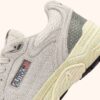 ZAPATILLAS HYPERWAY EN MALLA Y ANTE BLANCO Y PLATEADO ZAPATILLAS HYPERWAY EN MALLA Y ANTE BLANCO Y PLATEADO