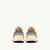 ZAPATILLAS HYPERWAY EN MALLA Y ANTE COLOR CIGARRO Y PLATA
