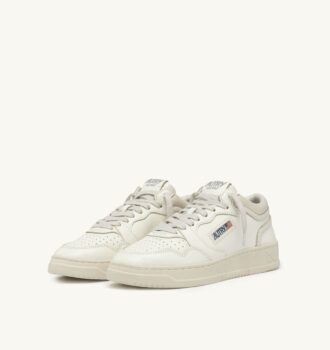 ZAPATILLAS MED-WAY EN PIEL COLOR MALVAVISCO Y BLANCO