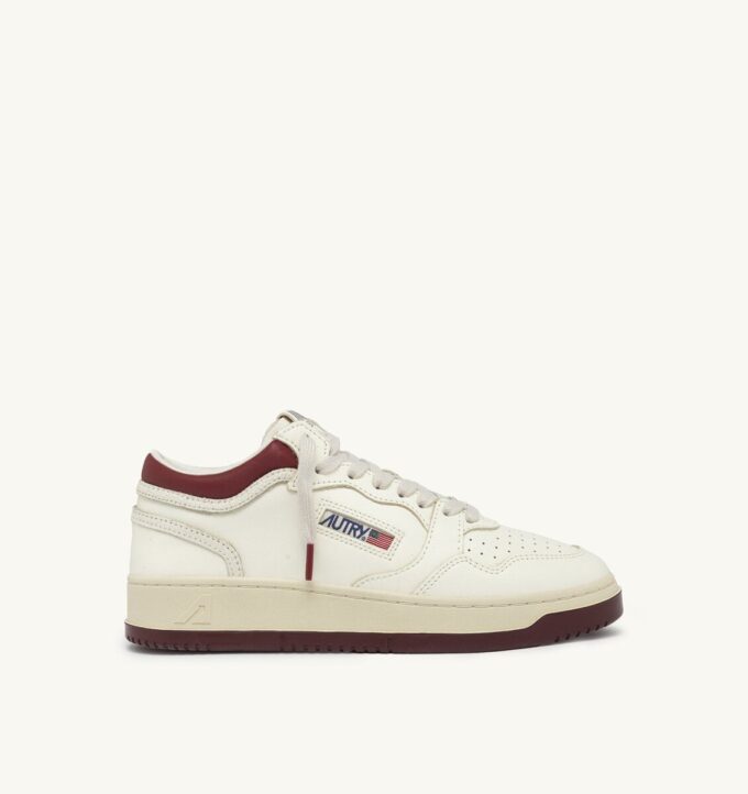 ZAPATILLAS MED-WAY EN PIEL COLOR MALVAVISCO Y SYRAH ZAPATILLAS MED-WAY EN PIEL COLOR MALVAVISCO Y SYRAH