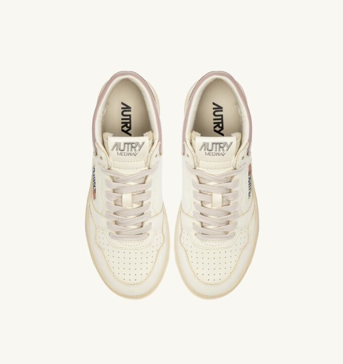 ZAPATILLAS MED-WAY EN PIEL COLOR MARSHMALLOW Y ZEPHYR ZAPATILLAS MED-WAY EN PIEL COLOR MARSHMALLOW Y ZEPHYR