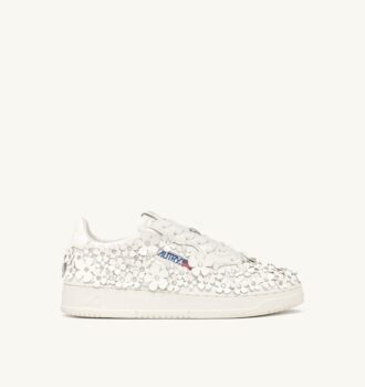 ZAPATILLAS MEDALIST LOW ‘BLOOMING’ EN CHAROL COLOR BLANCO