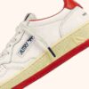 ZAPATILLAS MEDALIST LOW ‘MAISON KITSUNÉ’ DE PIEL BLANCA Y ROJO ARCILLA ZAPATILLAS MEDALIST LOW ‘MAISON KITSUNÉ’ DE PIEL BLANCA Y ROJO ARCILLA