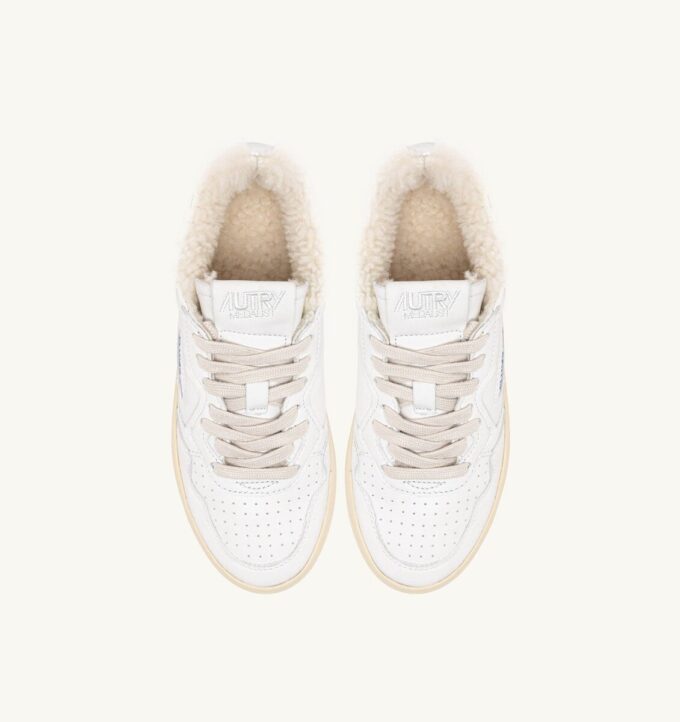 ZAPATILLAS MEDALIST LOW SUPER SOFT DE PIEL BLANCA ZAPATILLAS MEDALIST LOW SUPER SOFT DE PIEL BLANCA