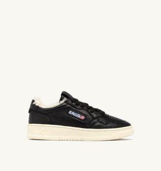 ZAPATILLAS MEDALIST LOW SUPER SOFT DE PIEL NEGRA