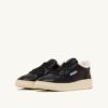 ZAPATILLAS MEDALIST LOW SUPER SOFT DE PIEL NEGRA ZAPATILLAS MEDALIST LOW SUPER SOFT DE PIEL NEGRA