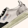 ZAPATILLAS MEDALIST LOW SUPER VINTAGE DE PIEL BLANCA, NEGRA Y PLATEADA ZAPATILLAS MEDALIST LOW SUPER VINTAGE DE PIEL BLANCA, NEGRA Y PLATEADA