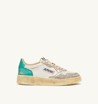 ZAPATILLAS MEDALIST LOW SUPER VINTAGE DE PIEL CEPILLADA EN COLOR PLATA Y AGUA