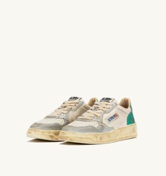 ZAPATILLAS MEDALIST LOW SUPER VINTAGE DE PIEL CEPILLADA EN COLOR PLATA Y AGUA