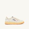 ZAPATILLAS MEDALIST LOW SUPER VINTAGE DE PIEL LAVADA BLANCA ZAPATILLAS MEDALIST LOW SUPER VINTAGE DE PIEL LAVADA BLANCA