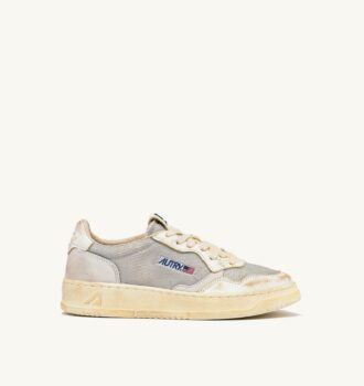 zapatillas medalist low super vintage de piel y malla grises y blancas 1 330x350 - ZAPATILLAS MEDALIST LOW SUPER VINTAGE DE PIEL Y MALLA GRISES Y BLANCAS