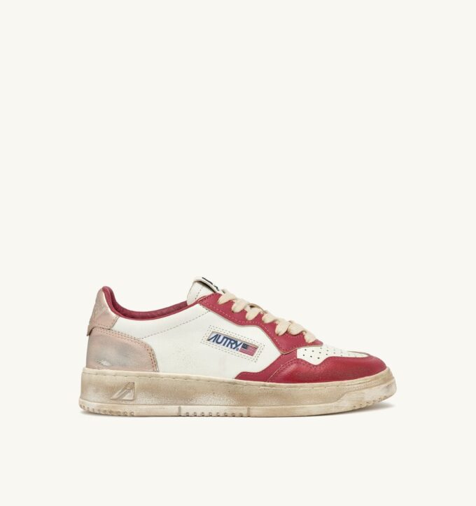 ZAPATILLAS MEDALIST LOW SUPER VINTAGE EN BLANCO ROSA Y COBRE ZAPATILLAS MEDALIST LOW SUPER VINTAGE EN BLANCO ROSA Y COBRE