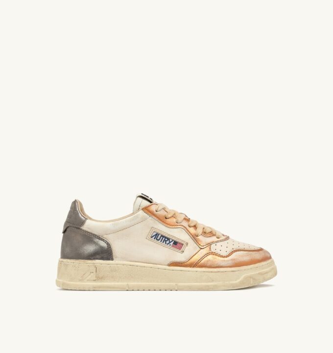 ZAPATILLAS MEDALIST LOW SUPER VINTAGE EN PIEL CEPILLADA NARANJA Y GUN METAL ZAPATILLAS MEDALIST LOW SUPER VINTAGE EN PIEL CEPILLADA NARANJA Y GUN METAL