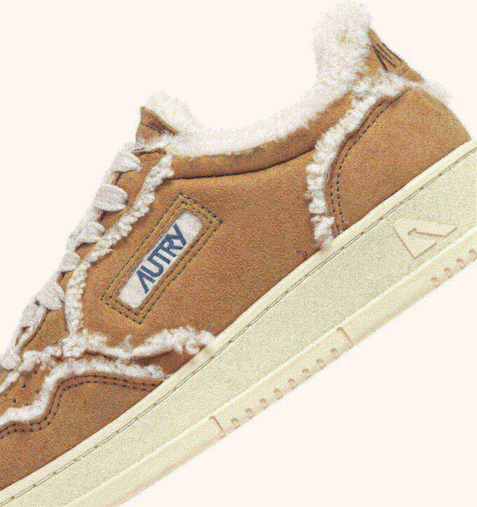 ZAPATILLAS MEDALIST MUTTON DE ANTE COÑAC Y BORREGO MARFIL ZAPATILLAS MEDALIST MUTTON DE ANTE COÑAC Y BORREGO MARFIL